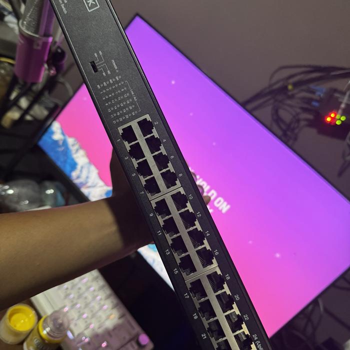 Gambar Totolink switch sg24 bekas dari Gilarr undefined Tokopedia