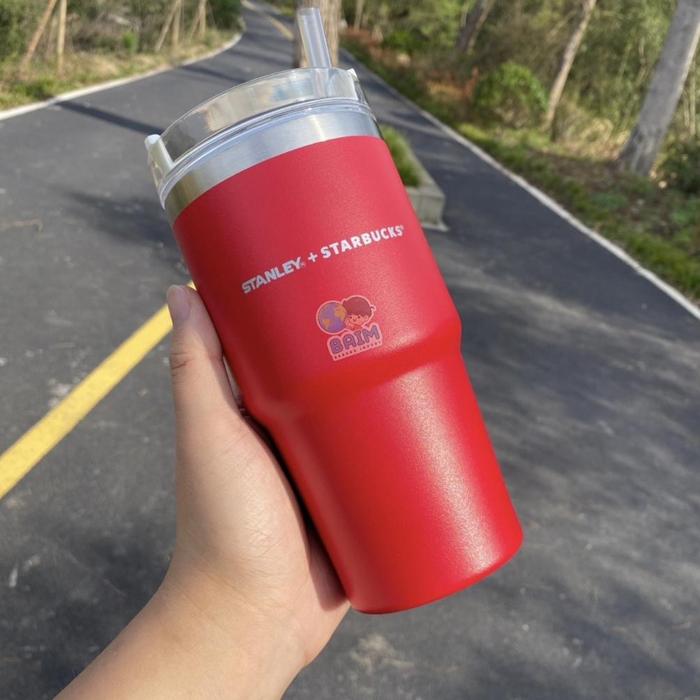 Gambar ADA Stok BAIM Tumbler STANLEY Stainless Steel With Grip & Straw 40oz 1180ML / Portable Water Bottle / Termos Botol Minum Dengan Handle & Sedotan / Souvenir Hadiah Murah Lebai - 20OZ RED dari CV GEMILANG ID undefined Tokopedia