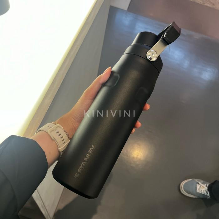 Gambar Ready Stok Stanley Aerolight Iceflow Tumbler Bottle Fast Flow Lid Original Ready Stock Best Seller - Black, 24oz dari LalaMart77 undefined Tokopedia