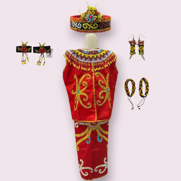 Gambar Pakaian adat Dayak Kalimantan paket ekonomis dan reguler untuk ukuran TK - Merah, reguler dari Amazing Borneo 0542 undefined Tokopedia