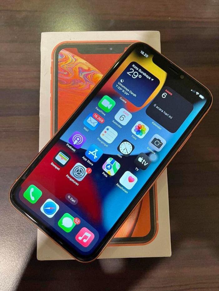 Gambar Apple Iphone XR 128 GB Coral Second Fullset Like New dari Berkahmuj undefined Tokopedia