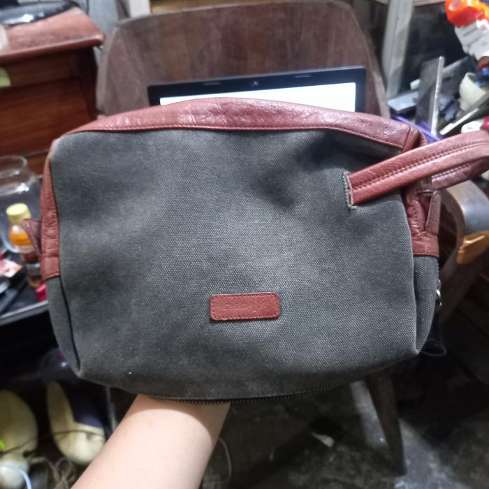 Gambar Tas Pouch Jim Thompson Second dari INDRA GALLERY VINTAGE undefined Tokopedia