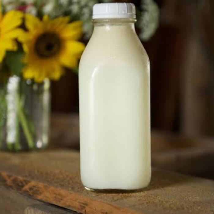 Gambar susu sapi segar/raw/unpasteurisasi/fresh cow milk 1000ml. dari eric suplemen shop undefined Tokopedia