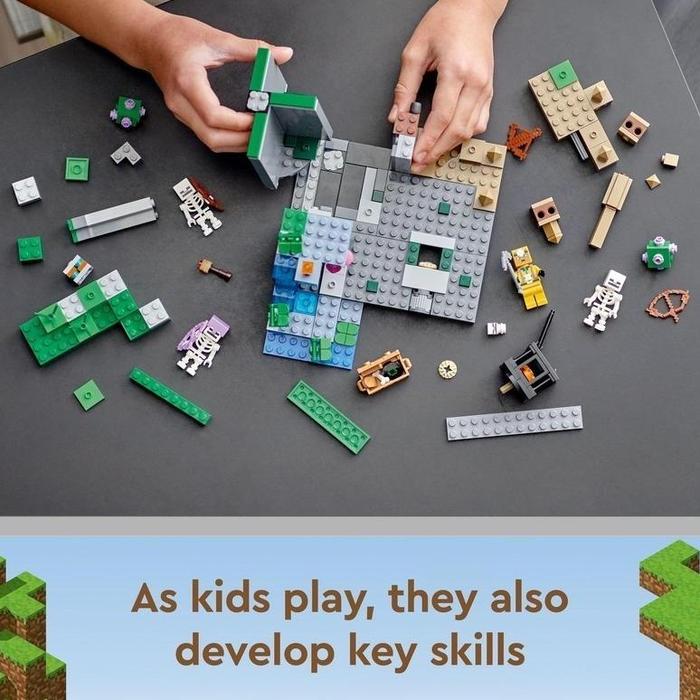 Gambar Lego Minecraft 21189 The Skeleton Dungeon Building Kit (364 Pieces) Mainan Balok (8 Tahun+) #Gratisongkir dari START ZONE undefined Tokopedia
