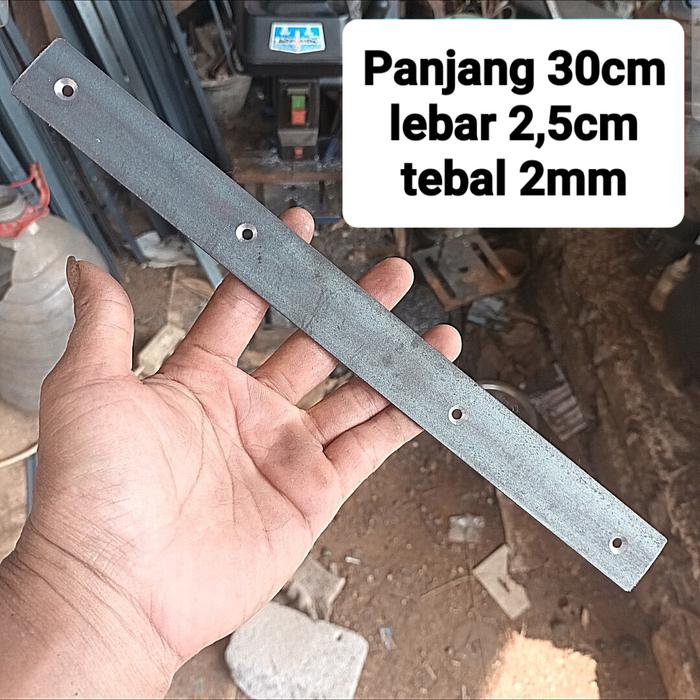 Gambar Plat besi penguat sambungan lebar 2,5cm tebal 2mm panjang 30cm - P30L4 - skrup dari MARKET379 undefined Tokopedia