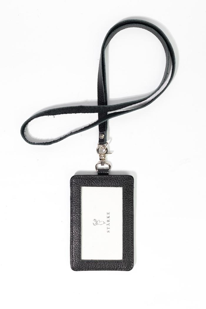 Gambar Name Tag Lanyard ID Card Kulit Asli STARKE Leather Hustle Hog Tekstur - Black dari STARKE Leather Kota Administrasi Jakarta Barat Tokopedia