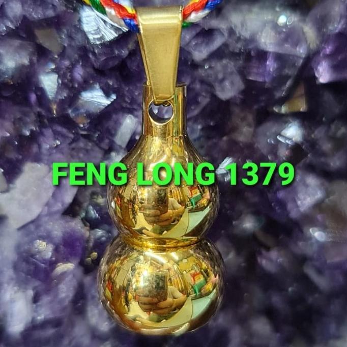 Gambar Kalung Bandul Liontin Holo Mas Kecil | Kalung Kendi Labu Azimat - Emas Kuning dari Vandis Jewelry1237 undefined Tokopedia