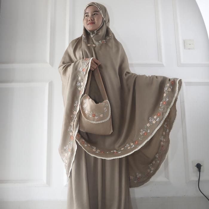 Gambar Mukena Bordir Araya Tencel - Cokelat dari mukena bunga asri undefined Tokopedia