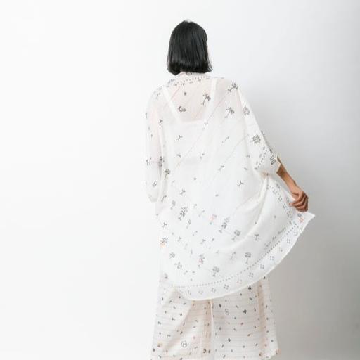 Gambar NEW Scarf Outer Tumbuh Collection Tencel Organik Sejauh Mata Memandang - Pagi Sore (P) dari Tampil Cantik 01 undefined Tokopedia