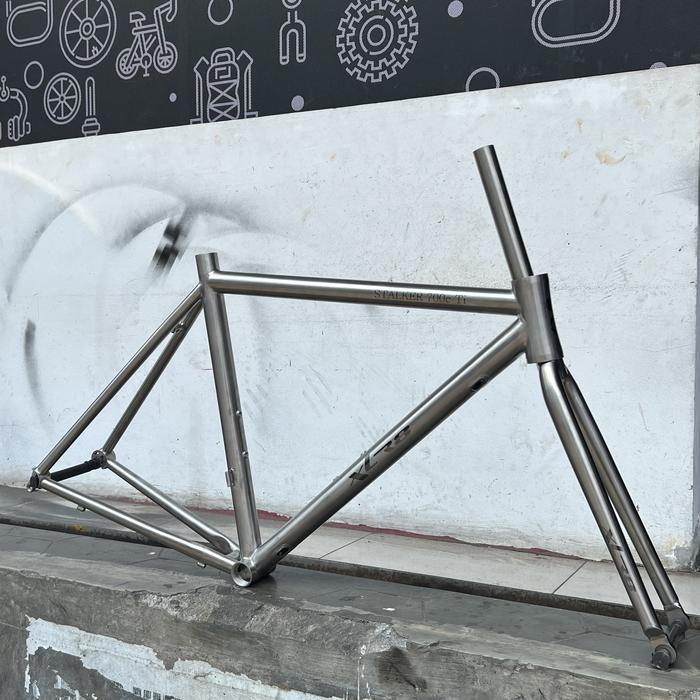 Gambar FRAME ROADBIKE TITANIUM 700C XLR8 STALKER 700 TITAN ROAD BIKE SIZE 50 ORIGINAL NEW SEPEDA BALAP FRAMESET dari Amadeo Gallery undefined Tokopedia