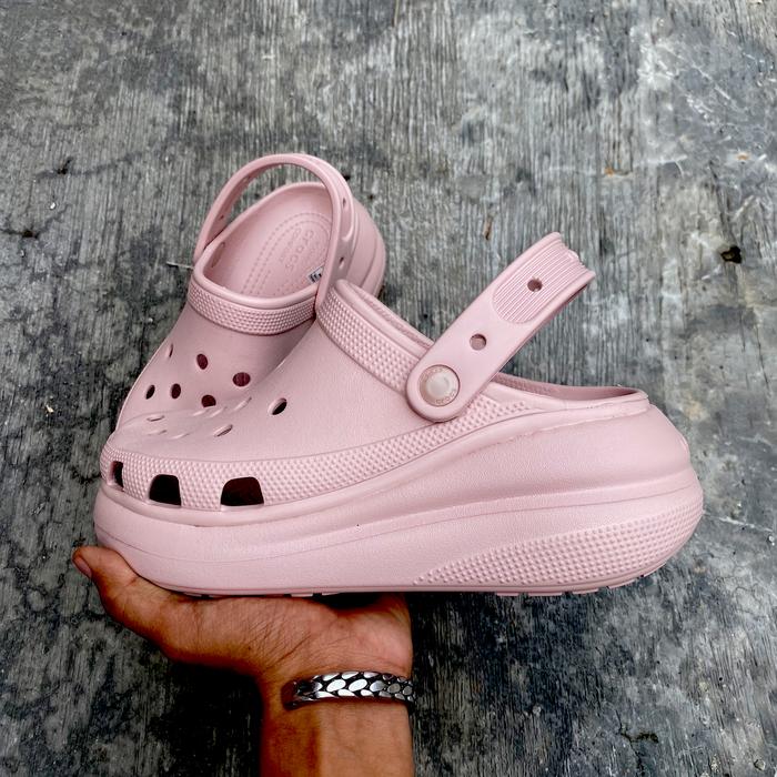Gambar Sendal classic crocs premium 1:1 /sendal tinggi wanita dari Natafashion12 undefined Tokopedia
