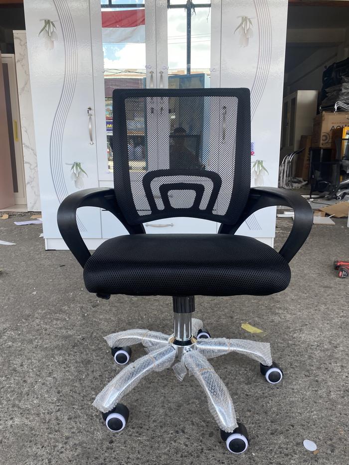 Gambar Kursi Kerja Kantor Hidrolik Model Jaring Soft dari Cahaya Meubel Lombok undefined Tokopedia