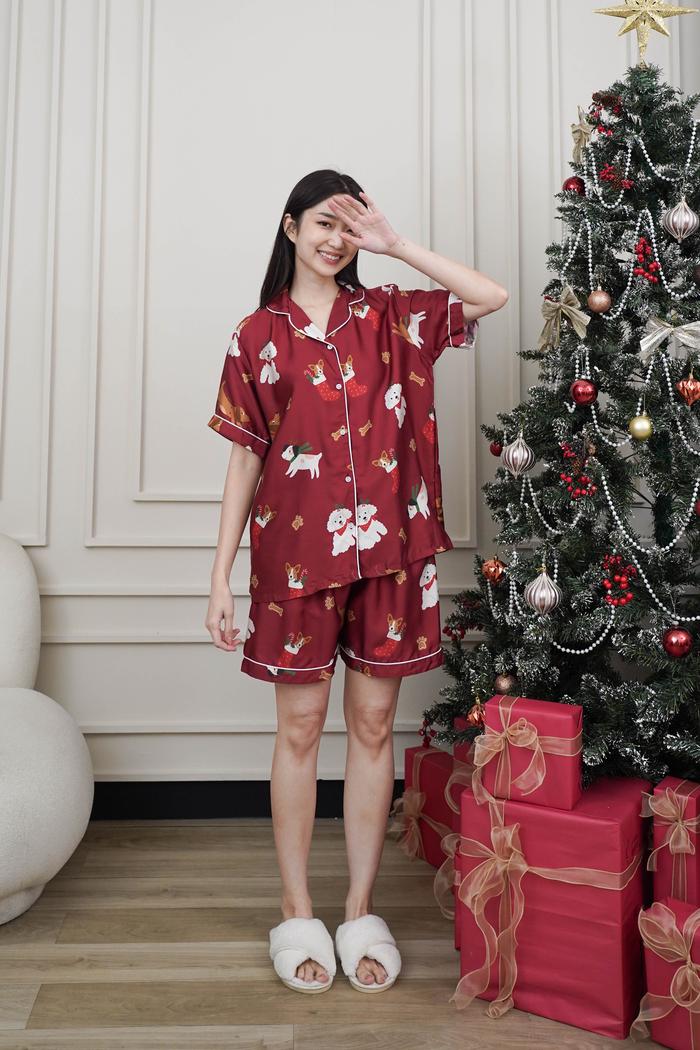Gambar Rory - Gwen Tencel Pajamas/ Set Piyama Tencel Piyama Busui Friendly Set Baju Tidur Bigsize Lengan Pendek Baju Tidur Wanita - Maroon, Celana Panjang dari Rory Sleepwear undefined Tokopedia
