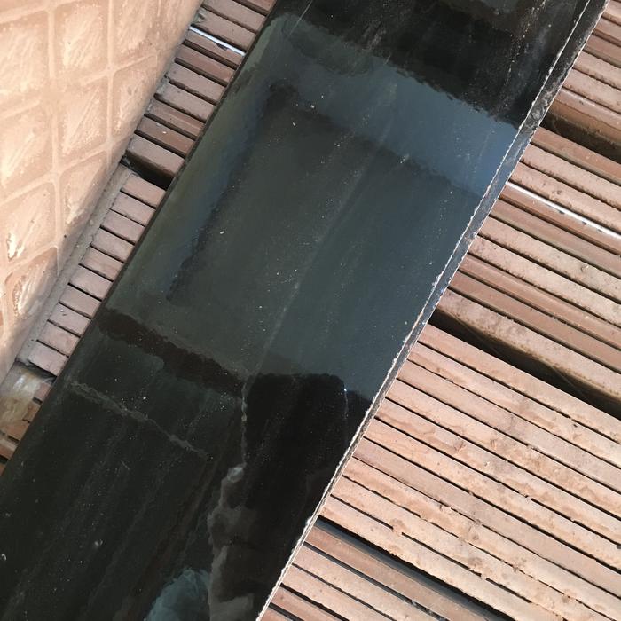 Gambar plint keramik hitam polos kilap glossy 10x50 cm - Hitam dari Sumberr Keramik Jombang undefined Tokopedia