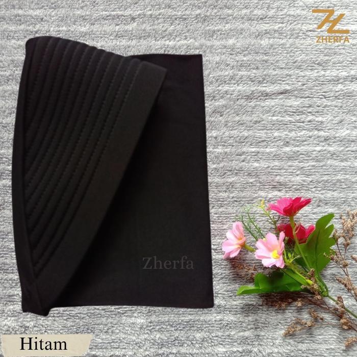 Gambar Zherfa - Hijab Olahraga Muslim || jilbab Instan || Bergo Sport || Size S, M || Kerudung Kekinian || Perawat || Dokter || Polwan|| Karyawan || Tni || Ori Snada Collection - Hitam, S dari Zherfa undefined Tokopedia