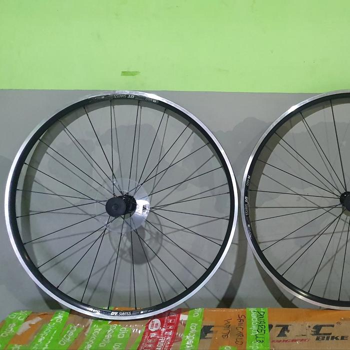新品 ピスト ホイール 前後セット DT SWISS R460db ノバテック 新品 ピスト ホイール 前後セット DT SWISS R460db ノバテック