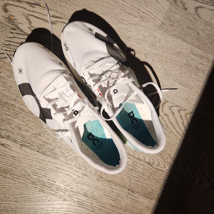 Jual Cloudboom Running Echo 3, women shoes size 38, 24cm, white