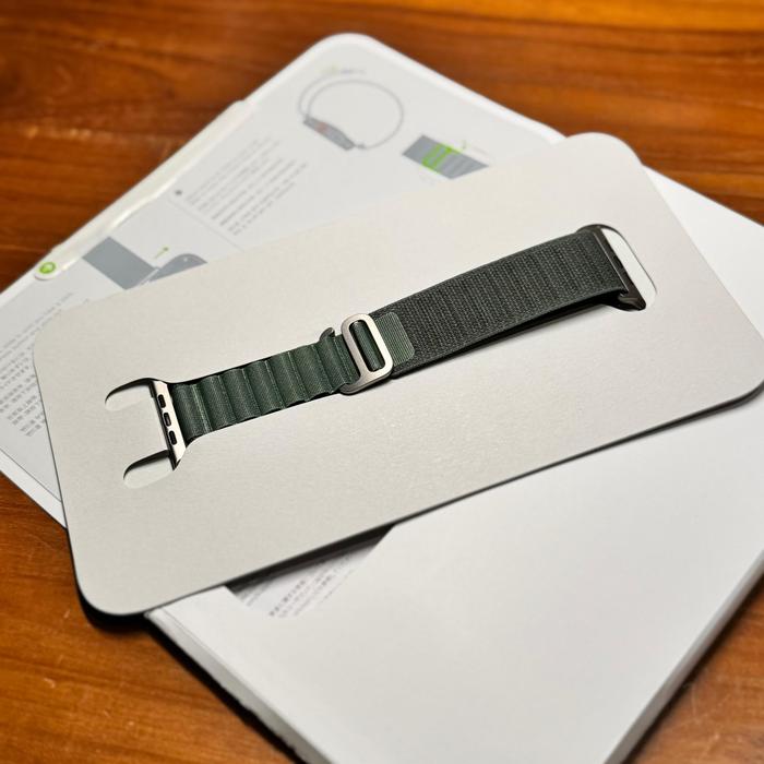 Gambar Strap Apple Watch Ultra 49mm Alpine Loop Green Original Fullset Box | Nomad Pitaka Ocean Band Apple Original - Green Alphine dari roniey undefined Tokopedia