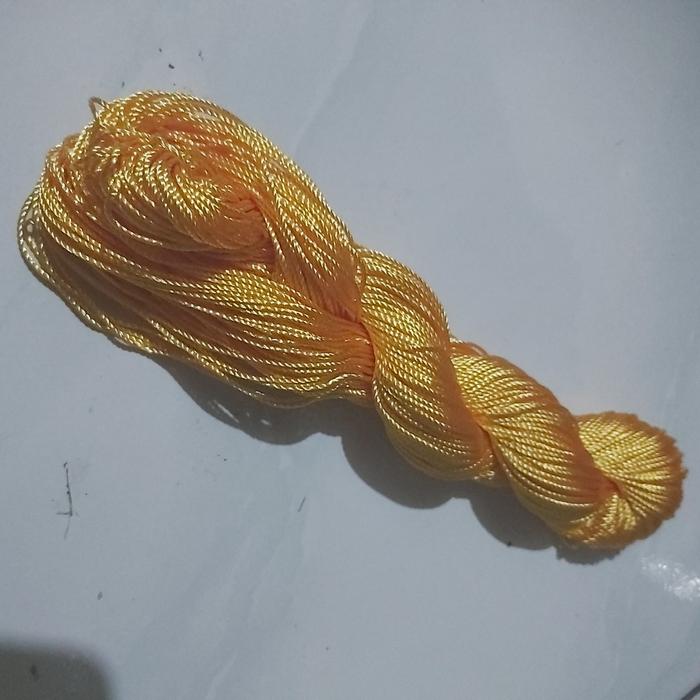Gambar tali / benang manik tasbih gelang - Kuning dari Katar Angke undefined Tokopedia