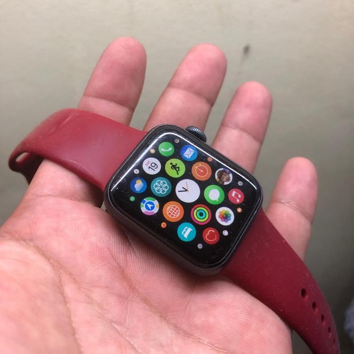 Gambar Apple i watch SE 40 MM A2351 dari FDC computerized undefined Tokopedia