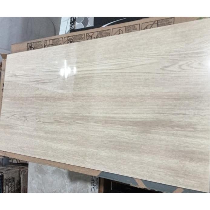 Gambar Keramik Motif Kayu Platinum TEAKWOOD Series 30x60 cm Kw1 - CREAM dari Mandiri Jaya Keramik undefined Tokopedia