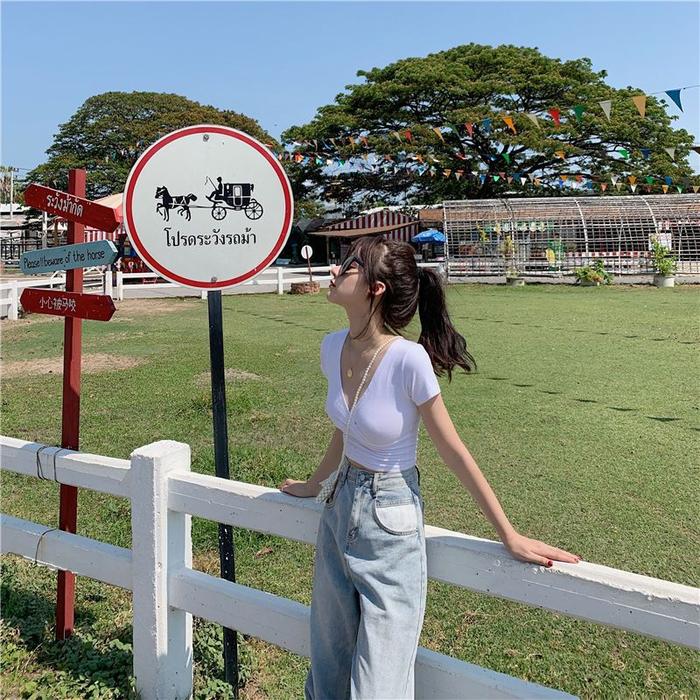 Gambar (CUCI GUDANG) SERBA 29K KAOS KASUAL CEWEK CROP TOP BASIC WANITA KOREA KOREAN STYLE KPOP POLOS ATASAN BAJU GIRL FEMALE TOP WARNA - Putih Cross-M dari tata rambut undefined Tokopedia