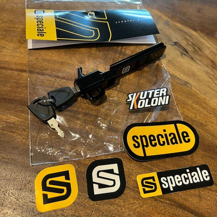 Gambar SPECIALE Seat Luggage Hook Helm Pegangan Kunci Helm Jok Vespa Sprint Primavera 3v iget abs - BLACK dari skuterkoloni undefined Tokopedia