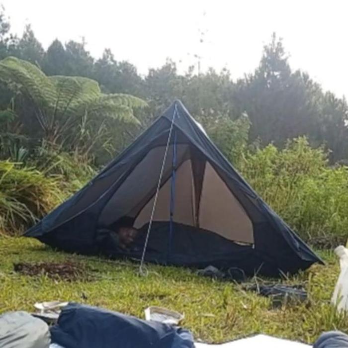 Gambar [PROMO] TARP TENT 2P TARPTENT 2P TENDA 2P TRAP TENT 2P MURAH NOT NGAYABID BLACKSHERPA KALAHARI NGAPAK DESIGN - Blue Nylon 20D dari Tunas Inspirasi Karya undefined Tokopedia