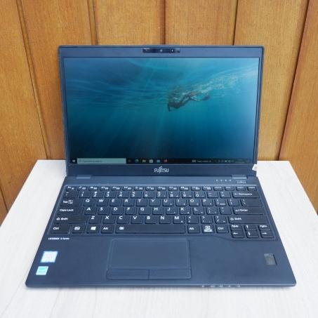 富士通 LIFEBOOK U939X/A Core i7 8665U 1.9GHz/16GB/256GB(SSD