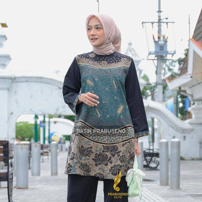 Gambar Tunik Batik Wanita Motif DANIA Model Resleting Belakang Batik Solo Prabuseno Katun Printing Handmade Full Furing Trikot Seragam Kerja Kantoran Modern Terbaru Kekinian Bahan Tebal Halus Adem - S dari BATIK PRABUSENO ID undefined Tokopedia