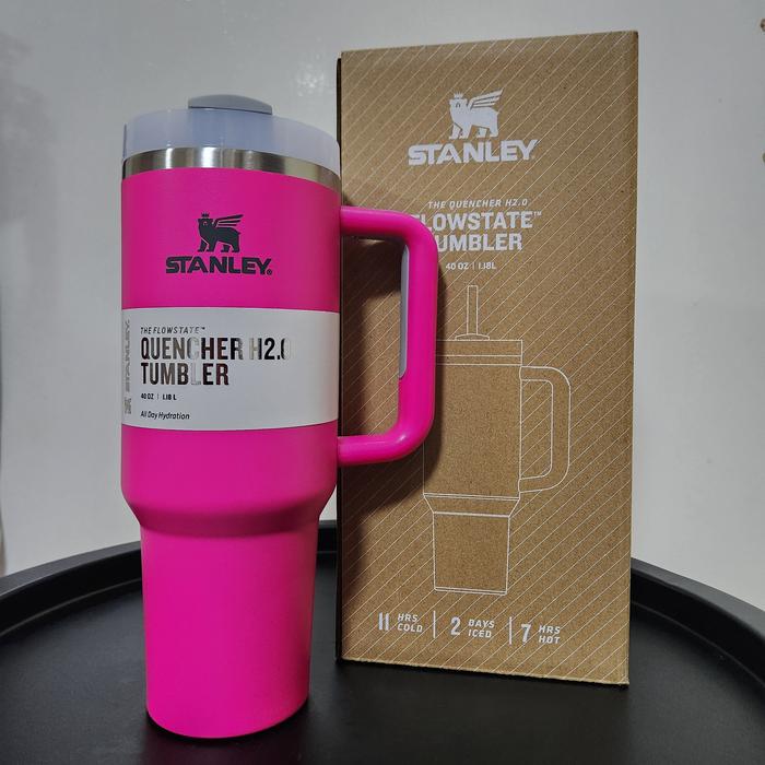 Gambar Tumbler St*nley Quencher 40oz - 1180ml - Fuchia dari Makmur Prasojo Abadi undefined Tokopedia