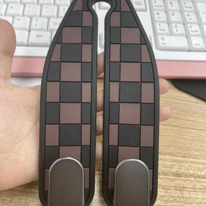 Gambar Gantungan Barang Kursi Mobil Car Organizer Motif Kotak Hitam Coklat - Dobel Gantung dari Starlakuuuu undefined Tokopedia