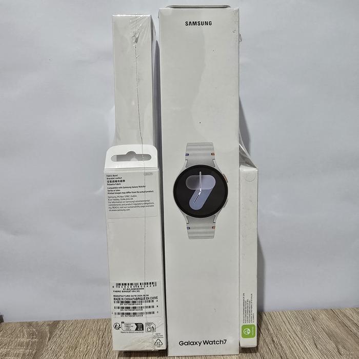 Gambar Samsung Galaxy Watch7 44 mm Watch 7 44 mm Garansi Resmi SEIN Baru Segel BNIB No Repack - Silver+Fabric dari Arief Afhami undefined Tokopedia