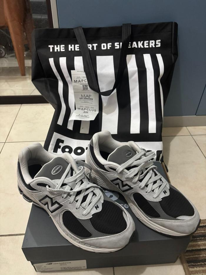 Gambar New balance 2002r M2002RFH baru original footlocker dari Brangkas bpp undefined Tokopedia