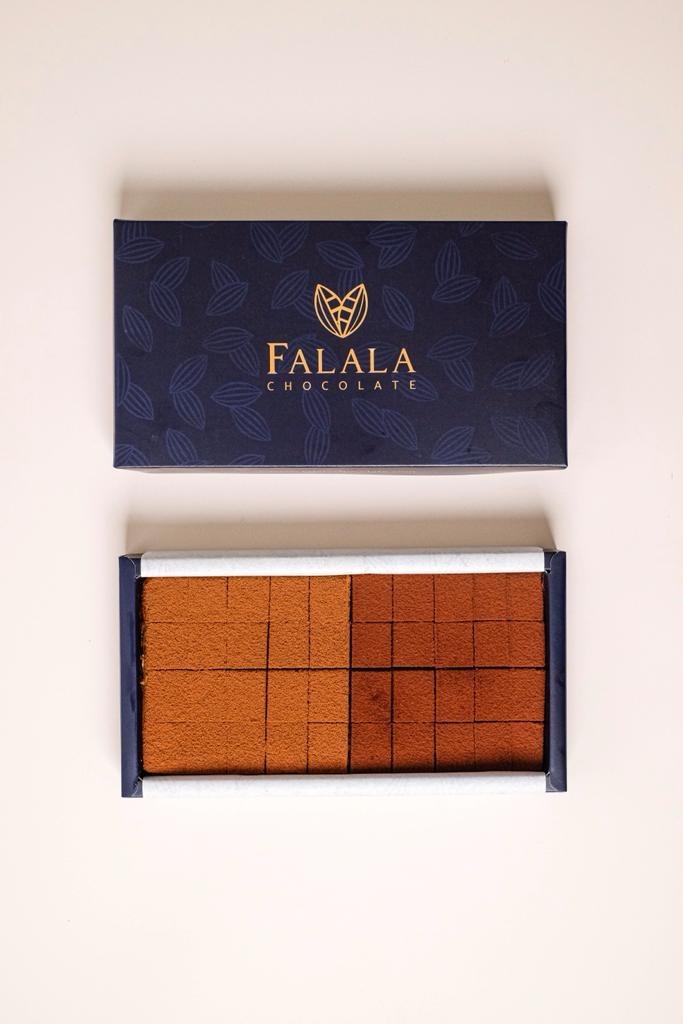 Gambar Falala Chocolate Bali - Oleh Oleh Coklat khas Bali Halal Mixed Large Box - Dark Hazelnut dari Falala Chocolate undefined Tokopedia