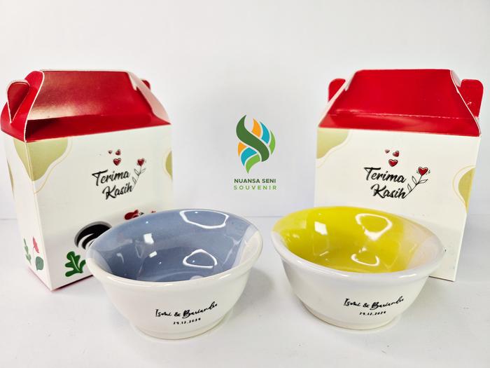 Gambar Souvenir Mangkok Sambal Keramik Two Tone Gradasi Warna Sablon - Box dari Nuansa Seni Souvenir undefined Tokopedia