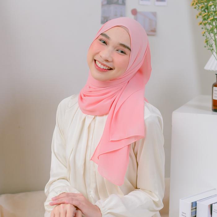 Gambar Lozy Hijab - Bawal Shawl (Pashmina Ceruty Baby Doll) - Cotton Candy dari Lozy Hijab undefined Tokopedia