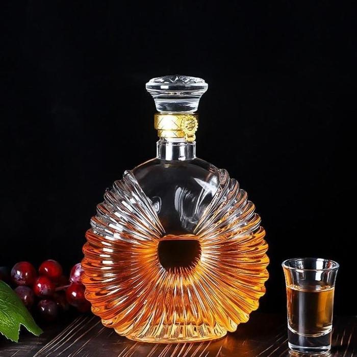 Gambar Gelas Wine Kaca Whiskey Glass Gelas Kaca Whiskey Decanter Botol Luxury Whisky Glass Bar Cafe - C26 700ml  dari insideflow id undefined Tokopedia