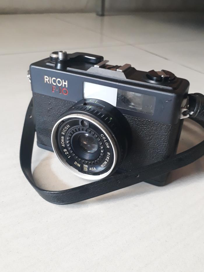 Kamera Analog Rangefinder Ricoh F-10