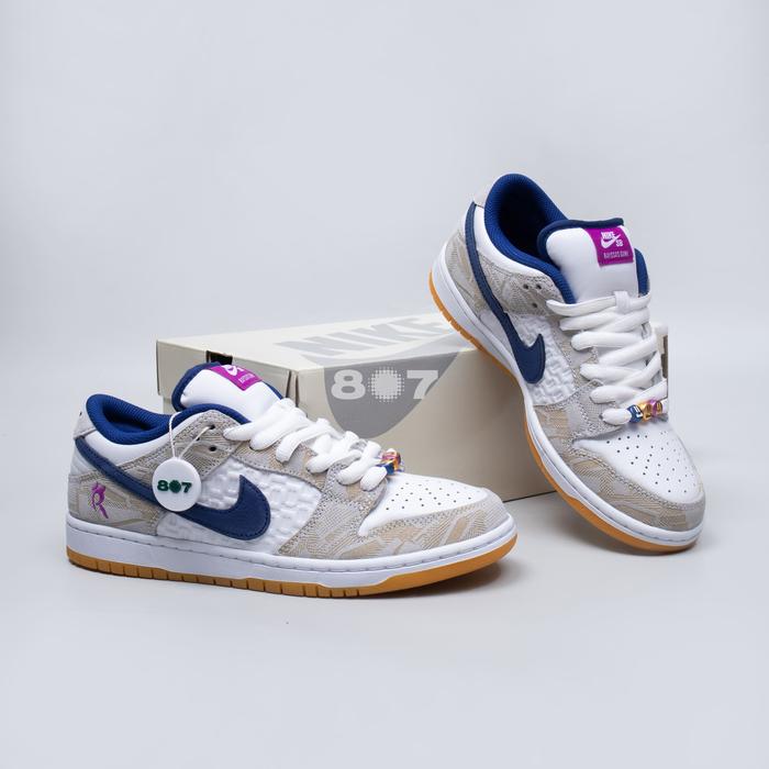 Gambar SB Dunk Low Rayssa Leal Cream Purple - 40 dari 807GARAGE undefined Tokopedia