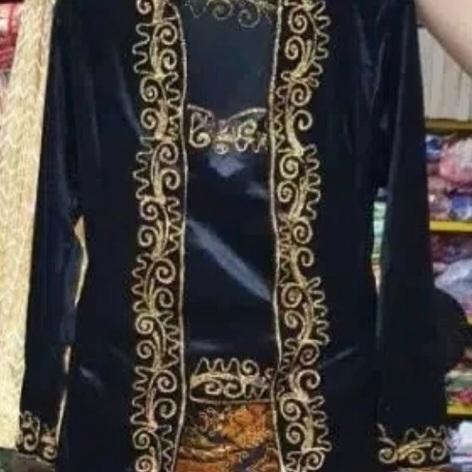 Gambar Kebaya Bludru Anak Adat Jawa / Kebaya Kartini / Baju Adat TK SD SMP - kebaya saja, M dari Restu Ibu Baju Adat undefined Tokopedia