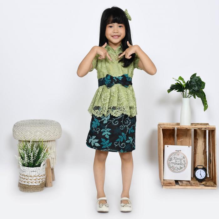 Gambar Setelan Kebaya Anak Kutu Baru RURU KID Brukat Pesta Kondangan - Sage Paya, M dari BSK_SYARI undefined Tokopedia