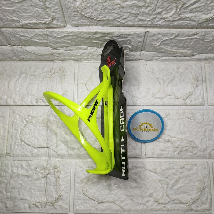 Gambar Rak Tempat Botol Minum Sepeda PACIFIC SP-H715 Bottle Cage ABS - Kuning Stabilo dari LilsunshineshopBikePart undefined Tokopedia
