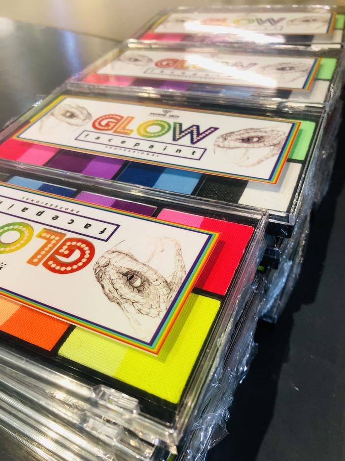 Gambar 16 Colour Facepainting by SecondSkin, Fluoroncent Colors, Glow in the Dark - 16 Warna Fluoro dari SecondSkin Makeup undefined Tokopedia