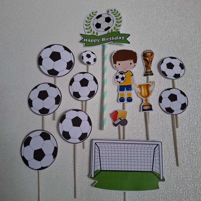 Gambar Topper Cake Karakter Sepak Bola/ Hiasan Kue Ulang Tahun/Cake Topper Happy Birthday/Tusukan kue/Custom Nama, Non Custom - Non Custom dari Topper Cake_NEW undefined Tokopedia