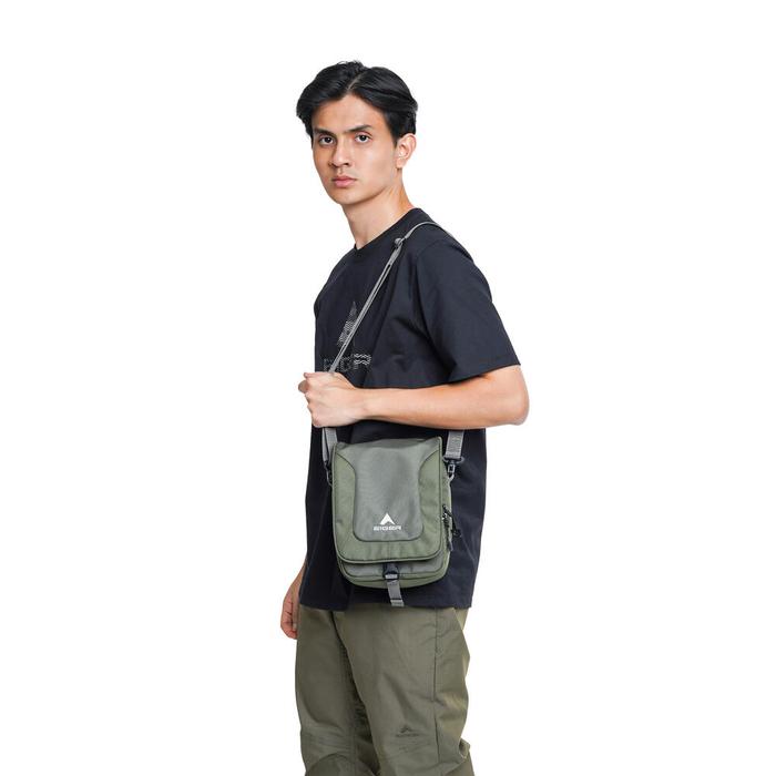 Gambar TAS EIGER TRANSFORM POUCH 01 1F ORIGINAL - Olive dari Montezio Adv Store undefined Tokopedia
