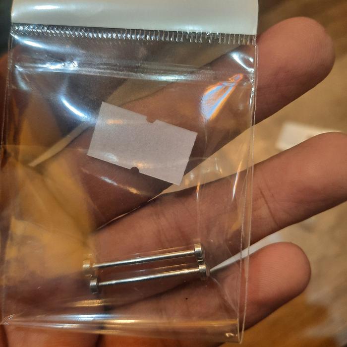 Gambar 18mm, 20mm, 22mm GC Spring Bar, Jam Guess Besi Pengait Sepasang Murah - Silver, 22mm dari Tali Jam Tangan com undefined Tokopedia