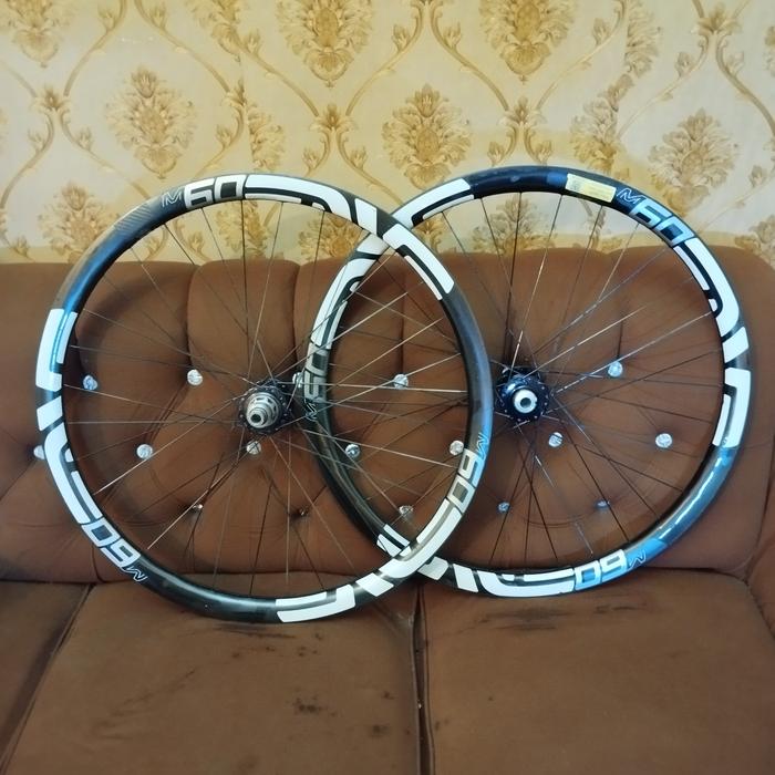 Chris King Enve M60 Carbon Wheels Set Wheels Enve M60 29