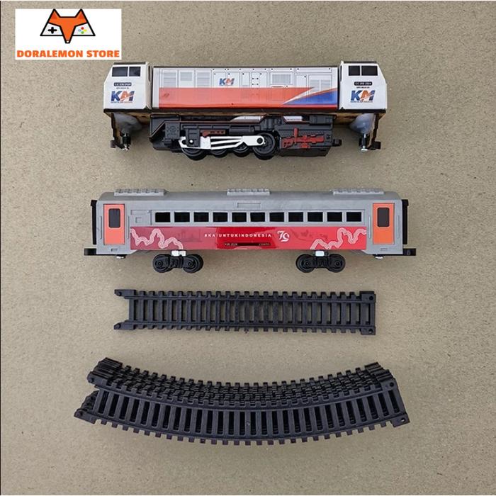Gambar Mainan miniatur Kereta Api Indonesia full set Loko dan Gerbong KAI - Ful set Hut RI dari DoralemonStore undefined Tokopedia