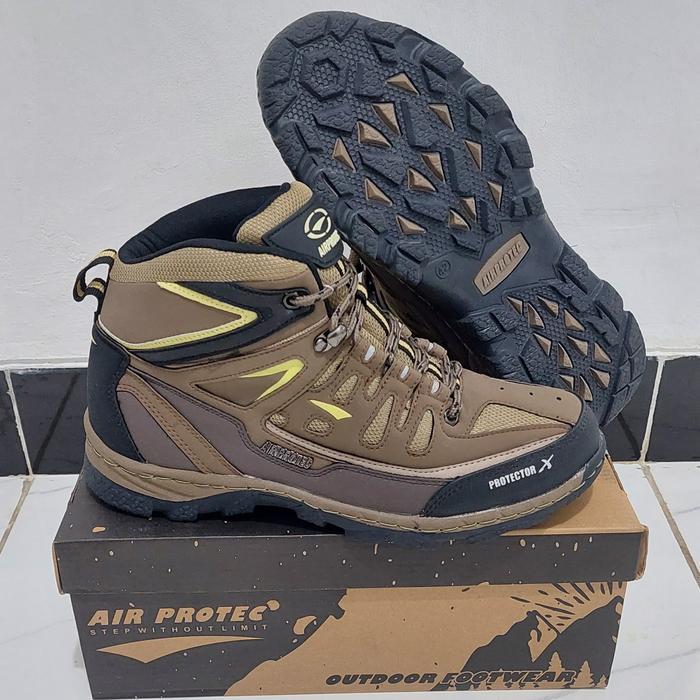 Gambar Sepatu Gunung Outdoor Hiking Air Protect Protector Original - Mocha/Krem, 42 dari Rushpeak Adventure Gear undefined Tokopedia